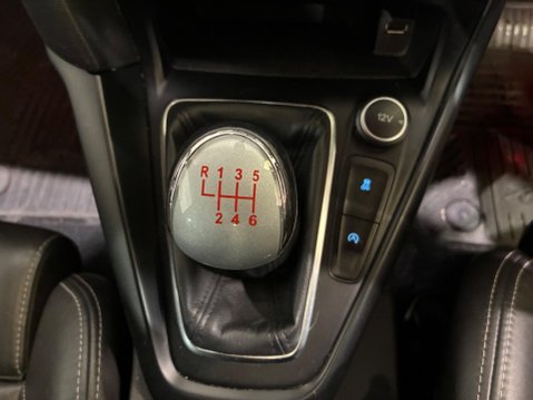 Ford Focus 2.0 TDCi ST-3 Euro 6 (s/s) 5dr 28