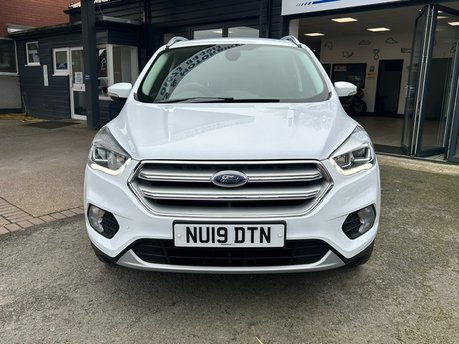 Ford Kuga TITANIUM EDITION 3