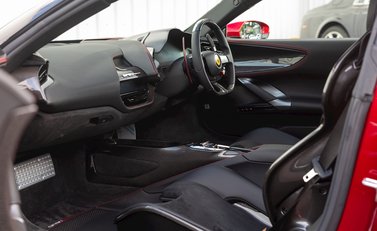 Ferrari SF90 Stradale 14