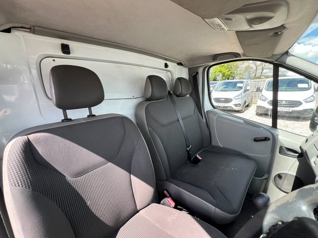 Vauxhall Vivaro LWB L2H1 Low Roof 2900 25