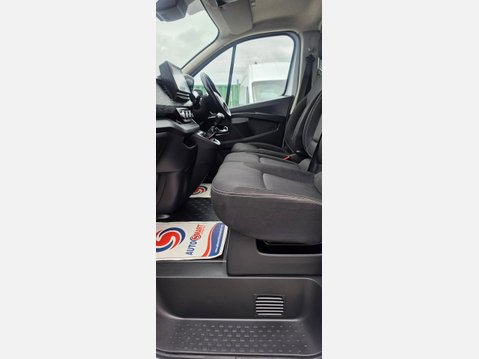 Renault Trafic EXTRA SPORT LL30 L2 H1 DCIV CREW VAN 2.0 DCI 150ps EU6 13