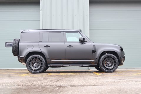Land Rover Defender 110 2026 D350 HARD TOP X-DYNAMIC HSE PPF SEEKER STYLED WITH SEATS  8