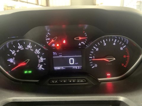 Peugeot Partner BLUEHDI PROFESSIONAL PREMIUM PLUS L1 17
