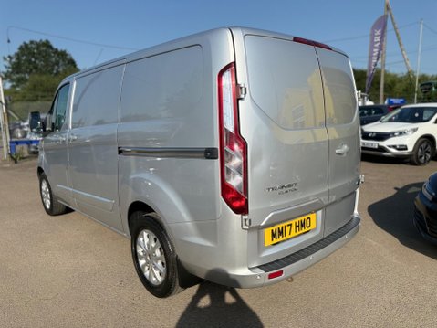 Ford Transit Custom 2.0 TDCi 270 Limited Panel Van 5dr Diesel Manual L1 H1 (157 g/km, 128 bhp) 10