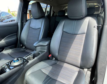 Nissan LEAF Leaf E + N-Connecta Electric, 60.9 kw/h battery, 239 mile range 5dr 61