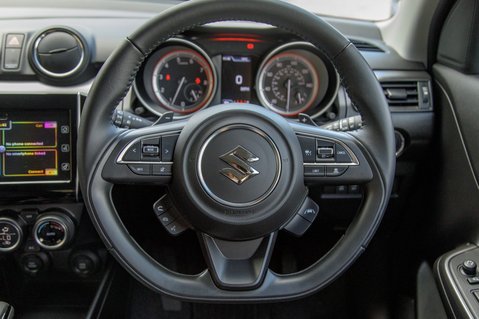Suzuki Swift SZ5 DUALJET MHEV 14