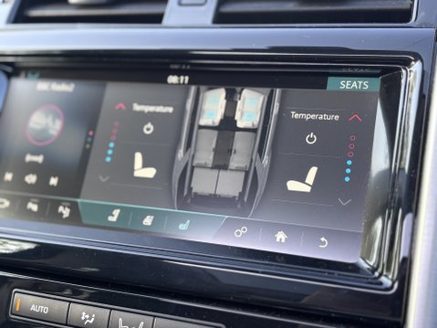 Land Rover Discovery SDV6 HSE LUXURY 23