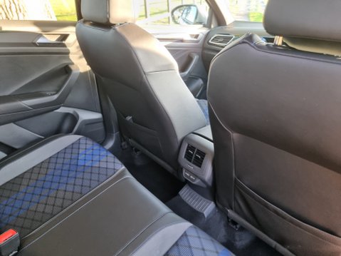 Volkswagen T-Roc R TSI 4MOTION DSG Full Service History Excellent Condition 55