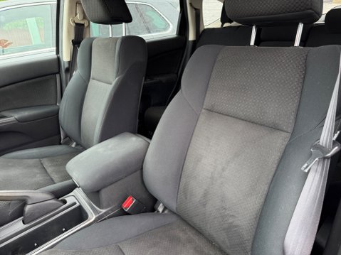 Honda CR-V I-VTEC SE PLUS NAVI AUTOMATIC 11