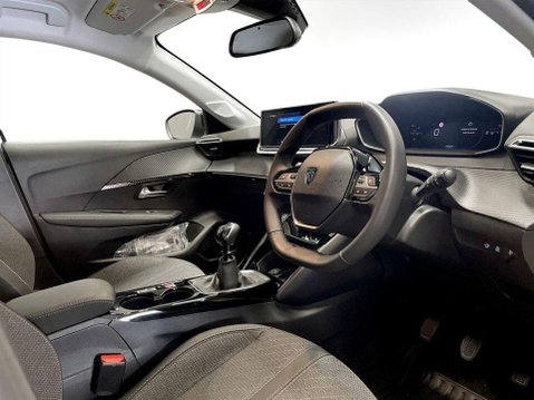 Peugeot 208 1.2 PureTech Allure Hatchback 5dr Petrol Manual Euro 6 (s/s) (100 ps) Air C 12