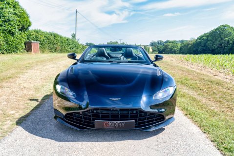 Aston Martin Vantage Roadster 15