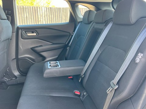 Nissan Qashqai DIG-T ACENTA PREMIUM DCT MHEV 41