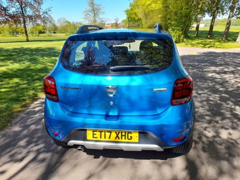 Dacia Sandero Stepway 0.9 TCe Laureate Euro 6 (s/s) 5dr 5