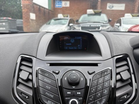 Ford Fiesta 1.0T EcoBoost Zetec Euro 5 (s/s) 5dr 19