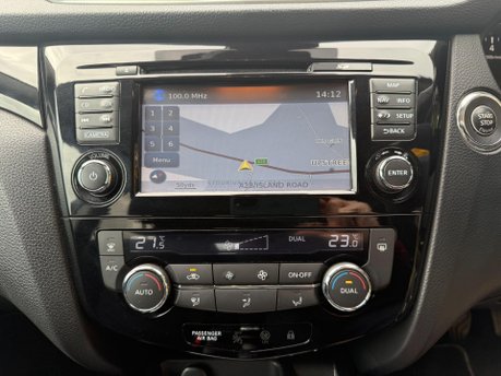 Nissan Qashqai 1.2 DIG-T N-Connecta 2WD Euro 6 (s/s) 5dr 17