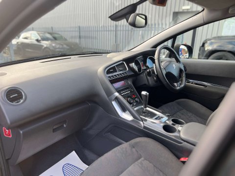 Peugeot 3008 1.6 3008 Allure e-HDi Semi-Auto 5dr 21