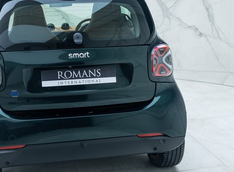 Smart Fortwo Coupe RACING GREEN EDITION 43