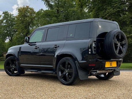 Land Rover Defender V8 7