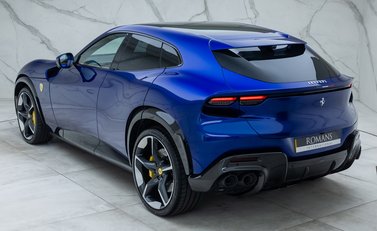 Ferrari Purosangue 10