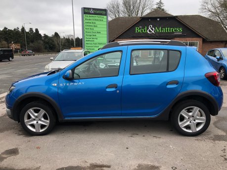 Dacia Sandero Stepway LAUREATE 0.9 TCE petrol manual, ULEZ compliant £165 road tax, 64,000m 12