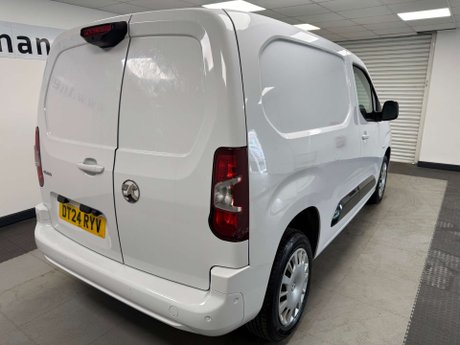Vauxhall Combo 1.5 Combo 2300 Pro Turbo D 5dr 27