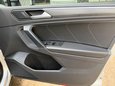 Volkswagen Tiguan R-LINE TDI DSG 30