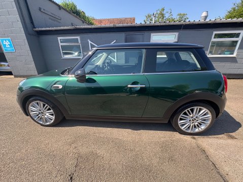 Mini Hatch COOPER AUTOMATIC 4