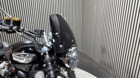 Triumph Speedmaster 2019 ONLY 24K LONG MOT PANNIERS SISSY BAR CRUISER ROADSTER 31