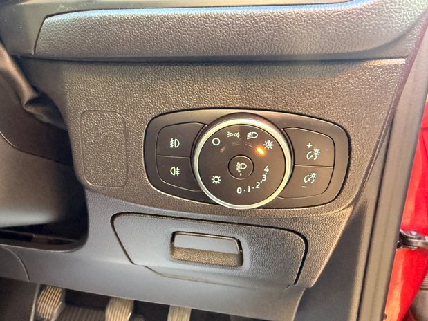 Ford Focus X ECOBLUE 18