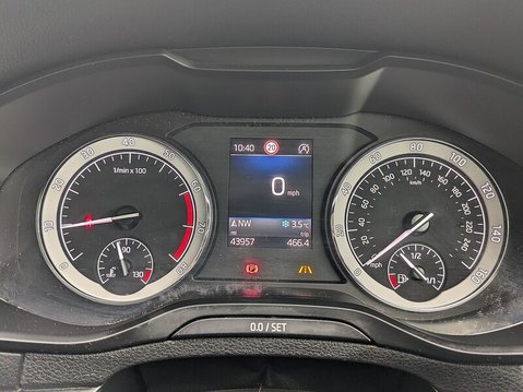 Skoda Karoq EDITION TSI 29