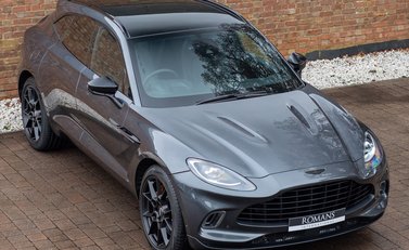 Aston Martin DBX '1913 Package' 9