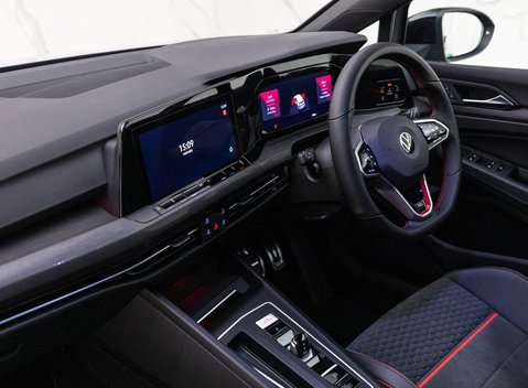 Volkswagen Golf GTI CLUBSPORT 45 TSI DSG 11