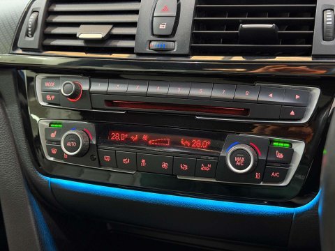 BMW M4 3.0 BiTurbo Coupe 2dr Petrol DCT Euro 6 (s/s) (431 ps) 53