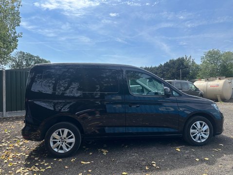 Volkswagen Caddy C20 TDI COMMERCE PRO 6