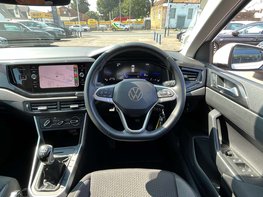 Volkswagen Polo 1.0 Polo Life 5dr 19