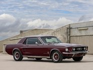 Ford Mustang Coupe 5