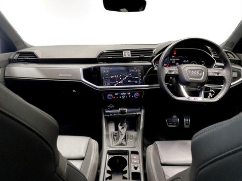Audi Q3 2.0 TFSI 40 S line Sportback 5dr Petrol S Tronic quattro Euro 6 (s/s) (190 19