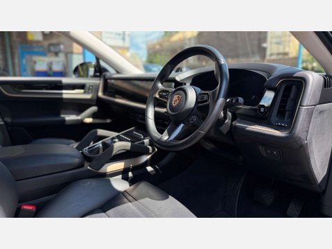 Porsche Cayenne 3.0 Cayenne V6 E-Hybrid Auto 4WD 4dr 6