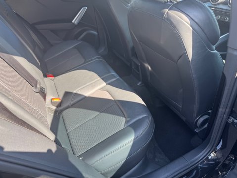 Audi Q2 TFSI S LINE 33