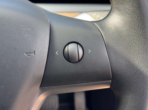 Tesla Model 3 Model 3 Long Range AWD 4WD 4dr 38