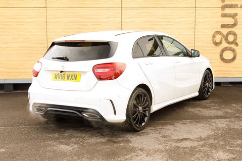 Mercedes-Benz A Class A 200 AMG LINE EXECUTIVE 2