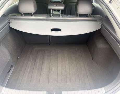 Hyundai IONIQ 1.6 IONIQ Premium SE FHEV Semi-Auto 5dr 15