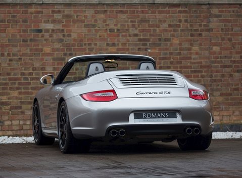 Porsche 911 (997) Carrera GTS Cabriolet 13