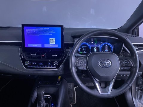 Toyota Corolla 1.8 VVT-h Icon Hatchback 5dr Petrol Hybrid CVT Euro 6 (s/s) (140 ps) 1 Owne 37