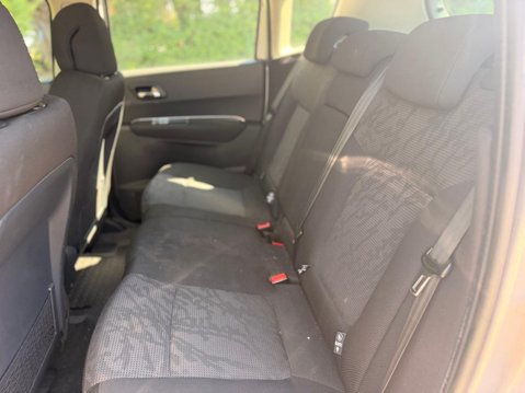 Peugeot 3008 1.6 HDi Sport Euro 5 5dr 9