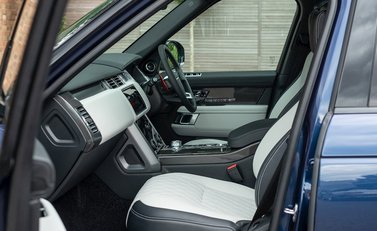 Land Rover Range Rover 5.0 SVAutobiography Dynamic 17