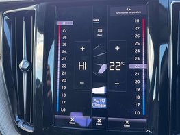 Volvo XC60 2.0 XC60 Inscription T6 Recharge AWD Auto 4WD 5dr 33