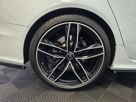 Audi RS6 4.0 TFSI V8 Estate 5dr Petrol Tiptronic quattro Euro 6 (s/s) (560 ps) 21