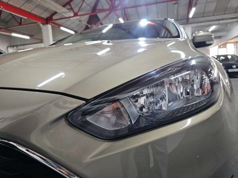 Ford Focus 1.0 Focus Zetec 5dr 94