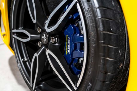 Ferrari 458 Speciale Aperta 1 OF 49 RHD. UK SUPPLIED. NART STRIPE. CARBON INT & EXT. LIFT 16